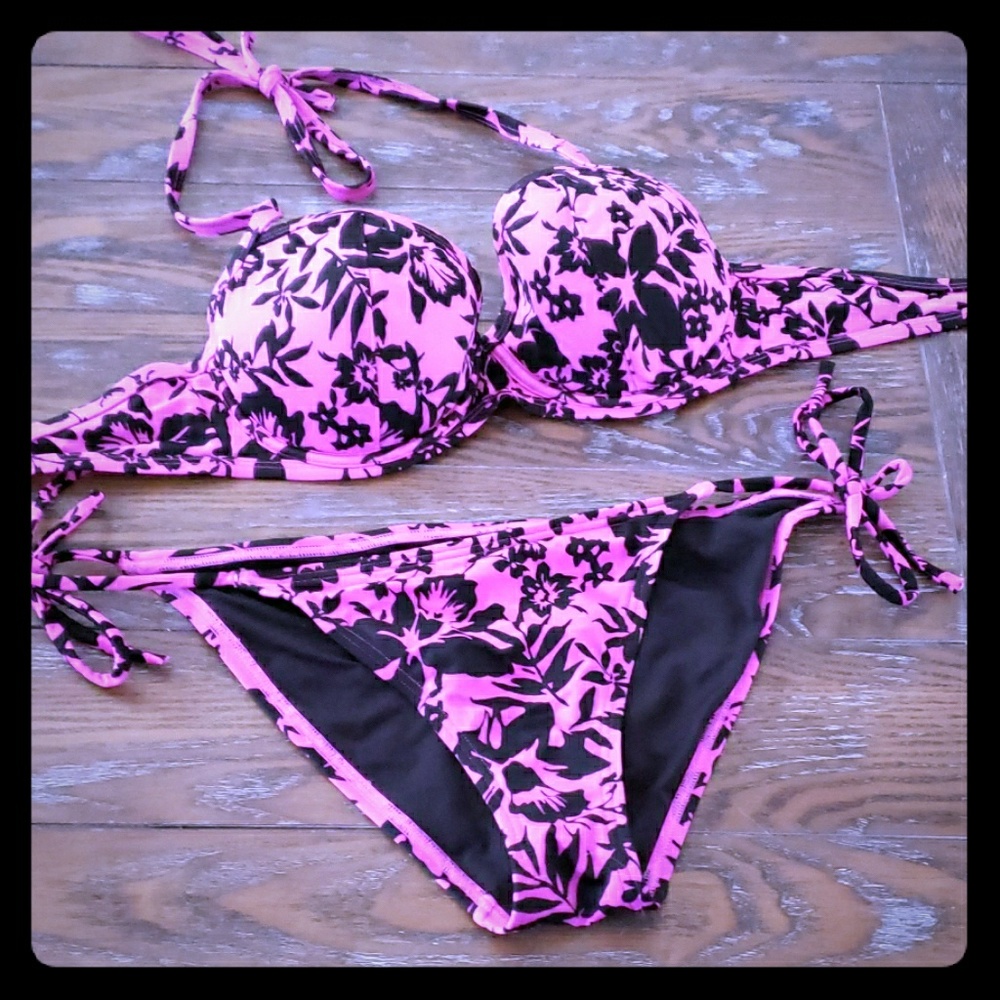 Swim suit 36c Victoria secret